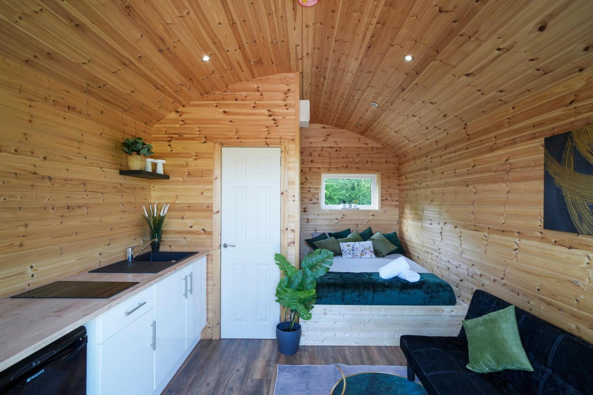 The Nest @The Outside Inn Mountfield Exterior foto
